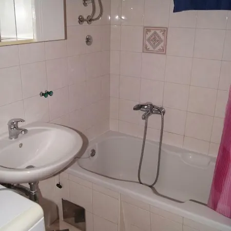 Vitoni Apartment *