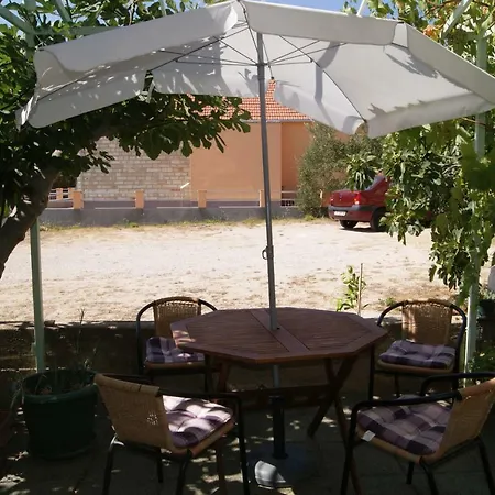 Appartement Vitoni Vodice